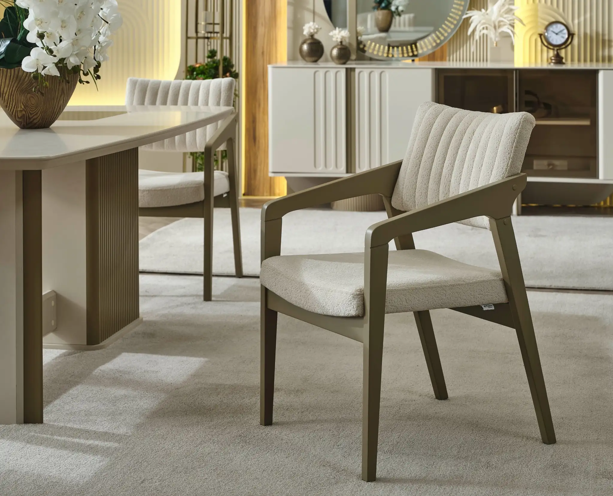 Verona eetkamer en sofa - Afbeelding 2